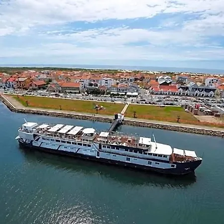 Costa Do Sal Boat Lounge Hotel 4*